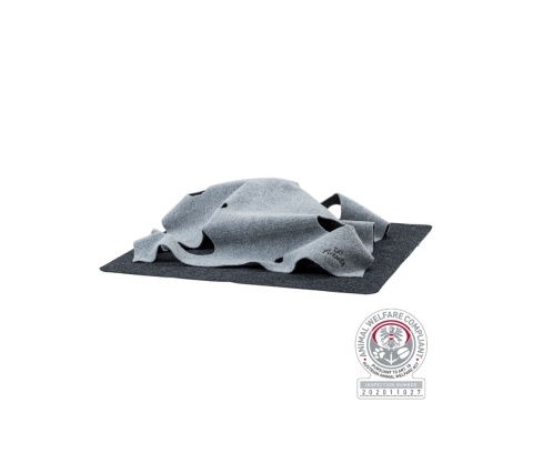 Koc Cat Activity Adventure Carpet 99 x 99 cm